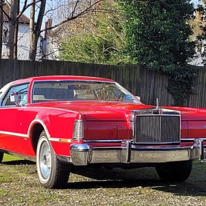 1976 LINCOLN CONTINENTAL MK IV LIPSTICK EDITION